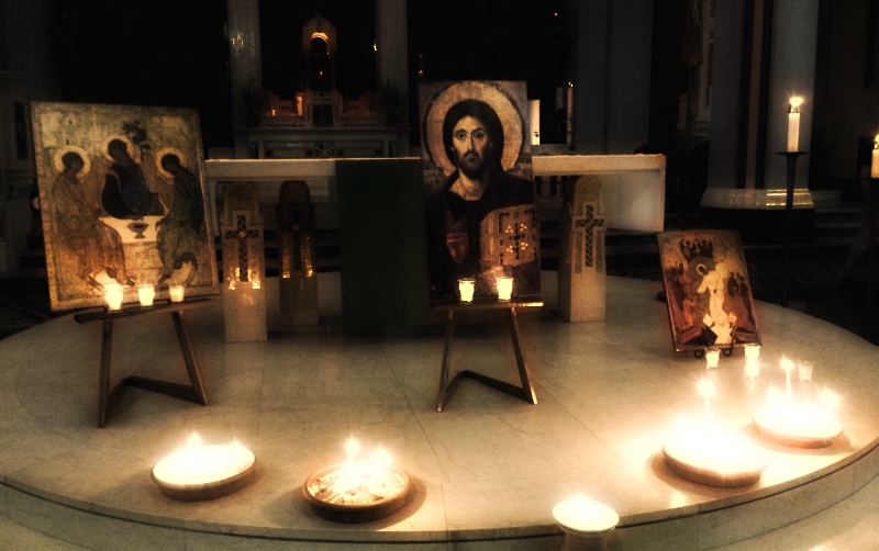 How to Pray With Icons